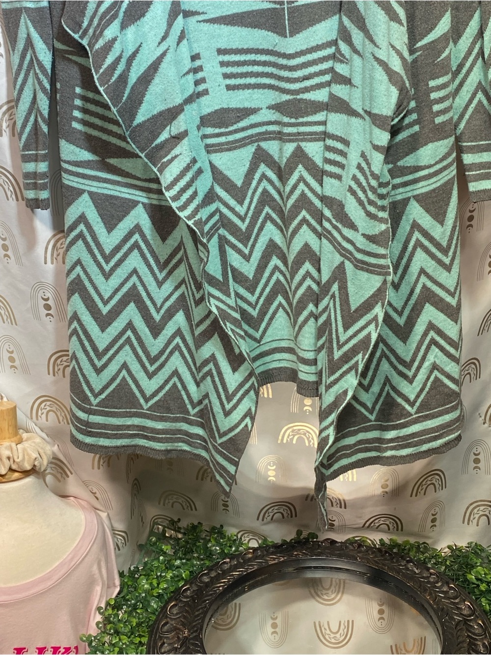 Brittany Black Aztec Open-Front Tunic Cardigan - Mint Green & Gray - Picture 2 of 11